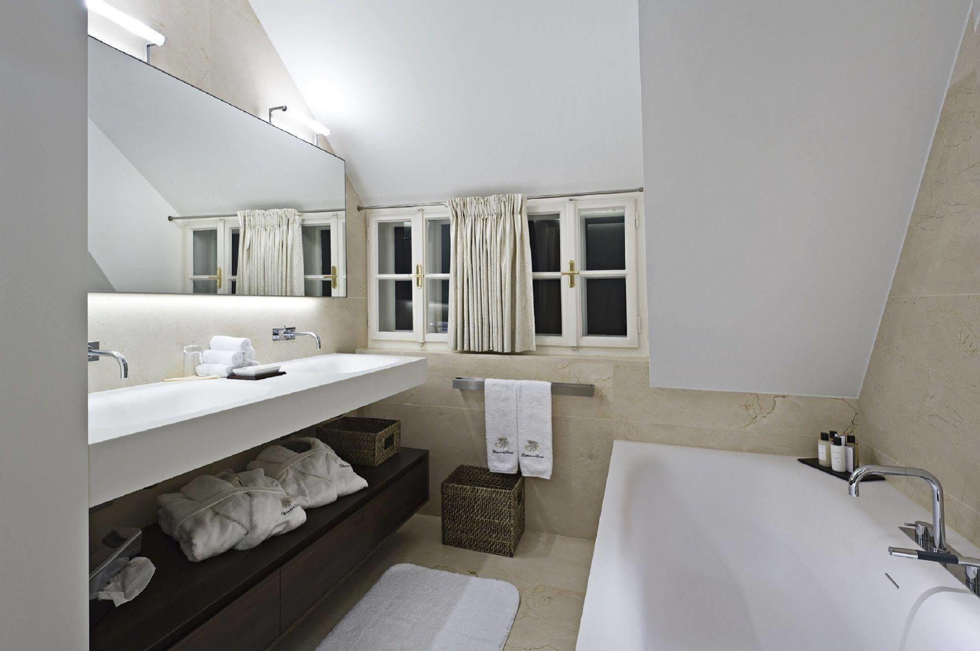 Tauroa Steirerschloessl Hotel Zeltweg Kültér fotó