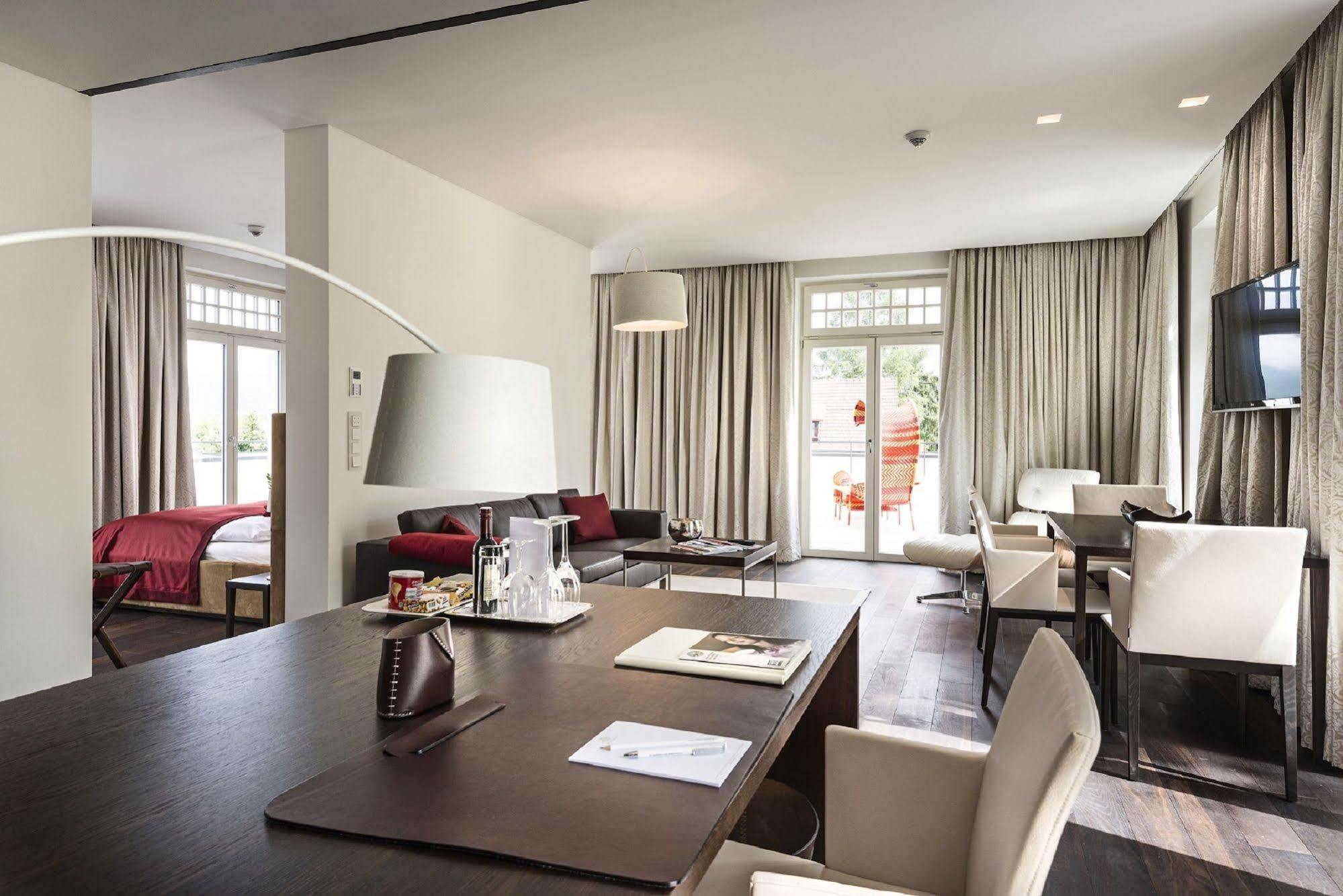 Tauroa Steirerschloessl Hotel Zeltweg Kültér fotó