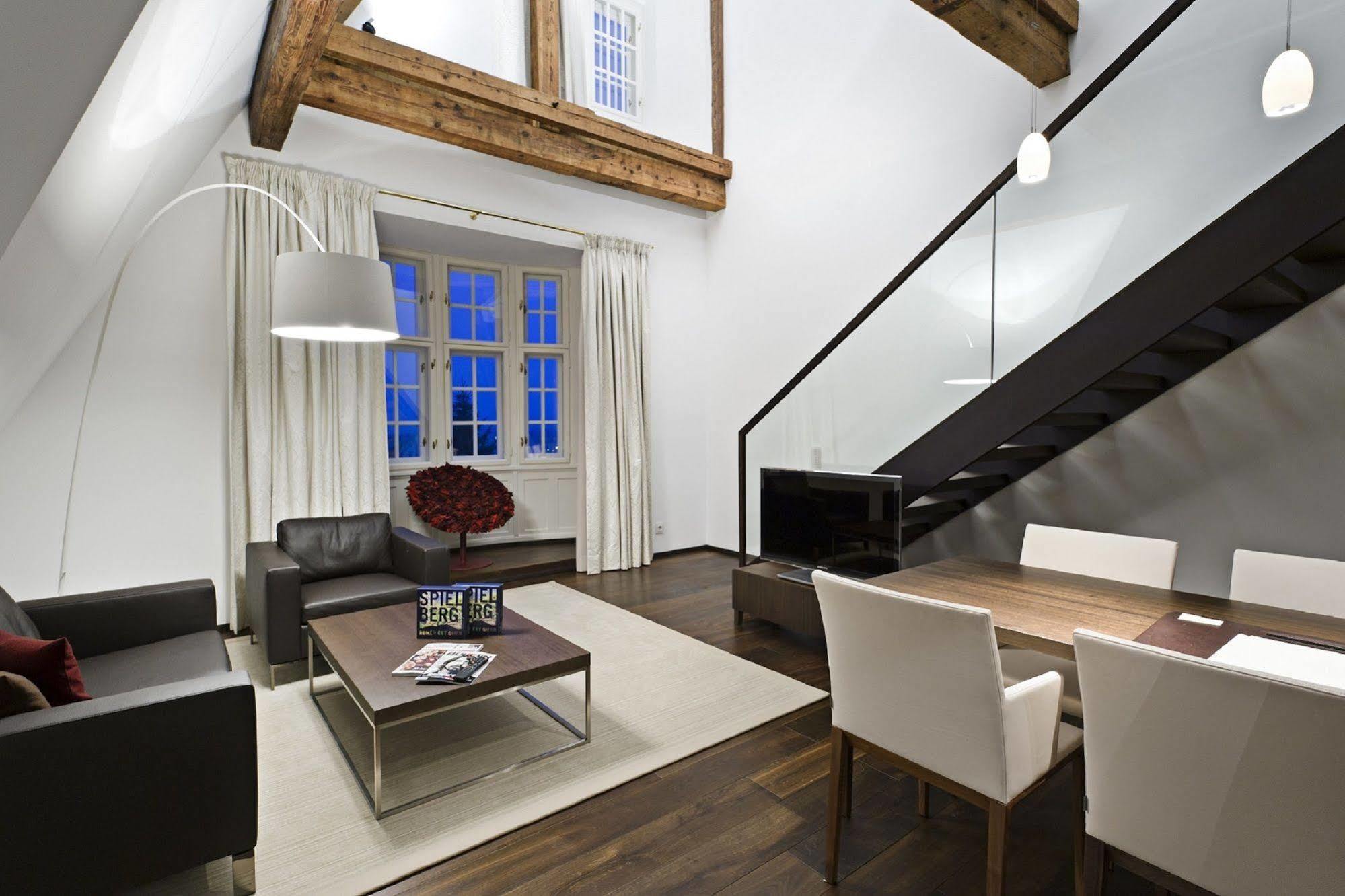 Tauroa Steirerschloessl Hotel Zeltweg Kültér fotó
